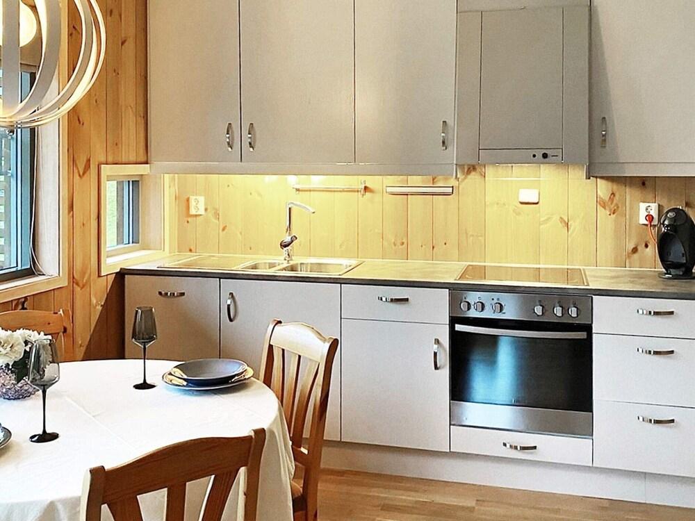 6 Person Holiday Home in Vossestrand