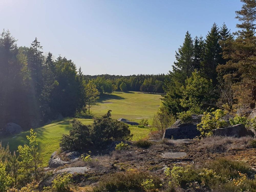 4 Star Holiday Home in Tanumshede-by Traum