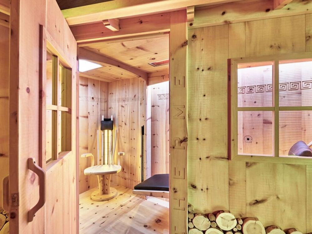 at Haldensee Modern Retreat