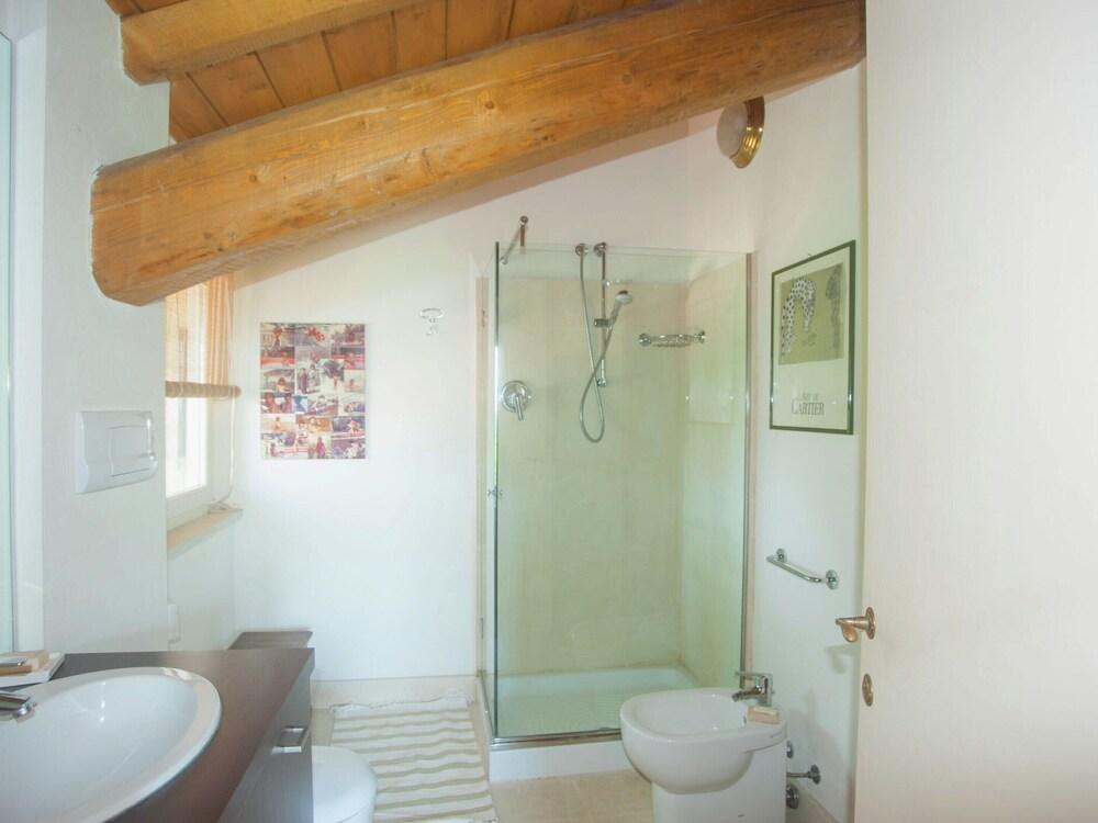 Gorgeous Vacation Home With Pool