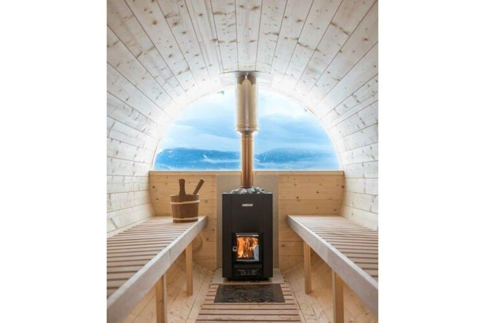 Apartment Pink Lady 1