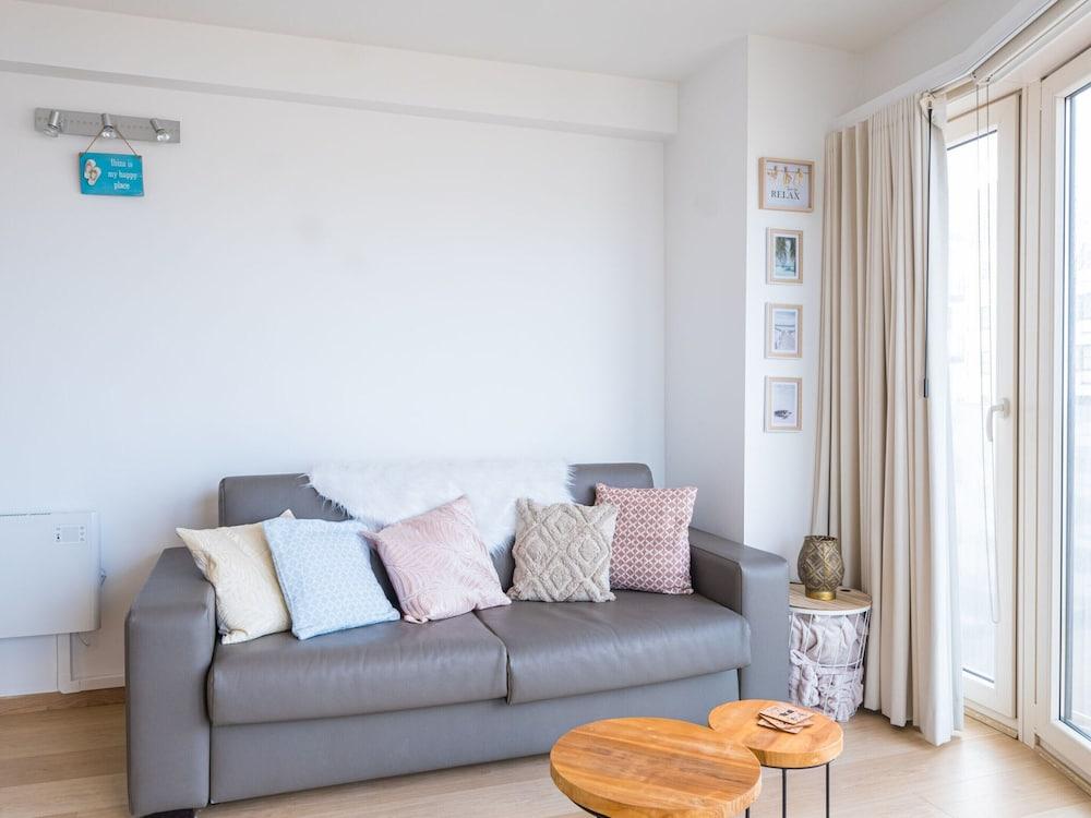 Nice Studio With a Sleeping Corner