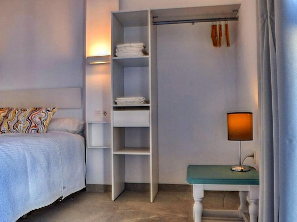 Apartment in Conil Near Scenic Beaches