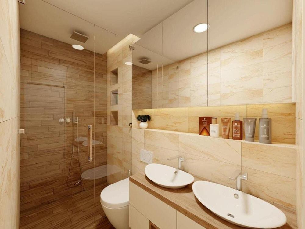 Apartments Villa Subic - One Bedroom Apartment With Balcony A1