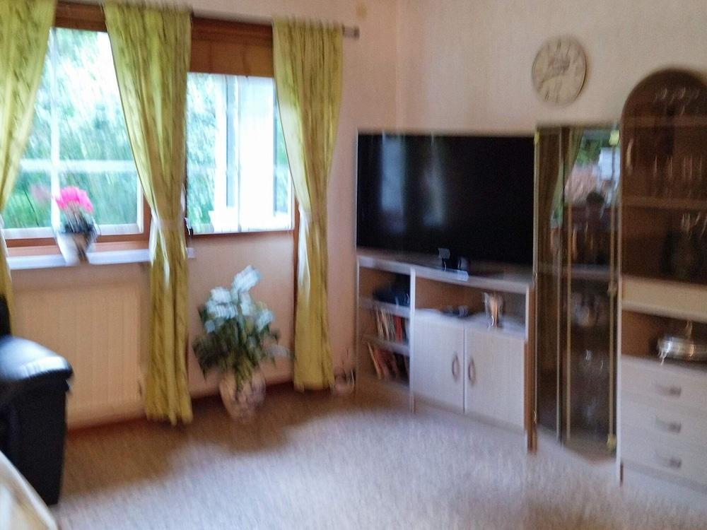 6 Person Holiday Home in Ed-by Traum