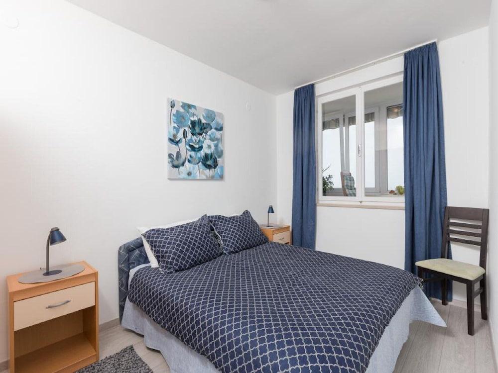 Apartment Precious View