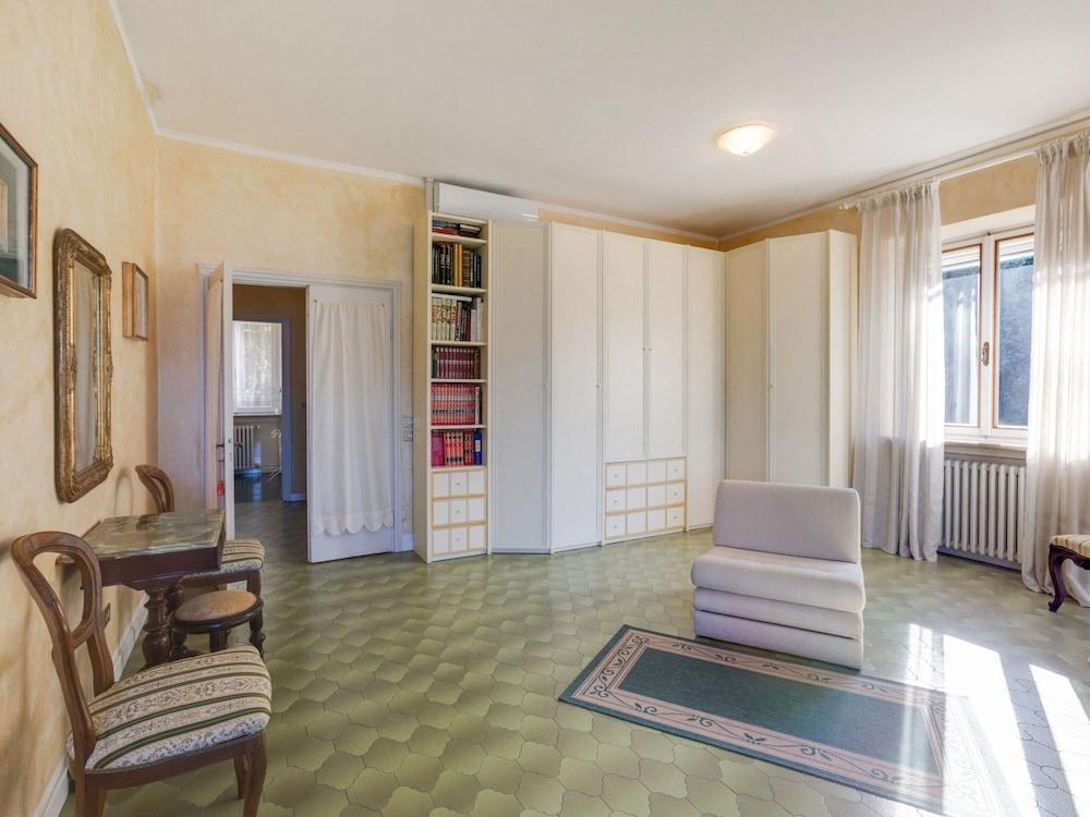 Villa Near Lake Garda With Bubble Bath