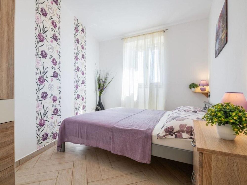 Nada Comfortable Holiday Residence