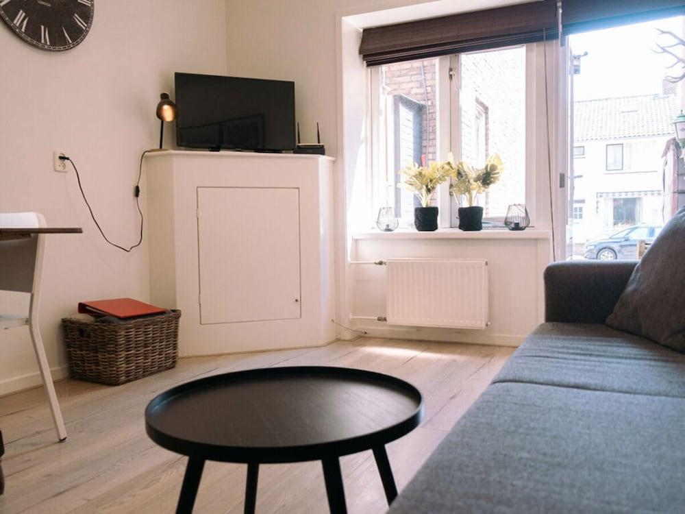 "T Holy Pad Comfortable Holiday Residence