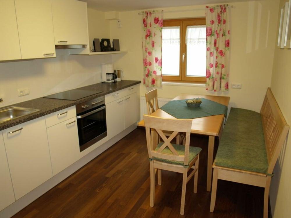 Amazing Apartment in Schrocken