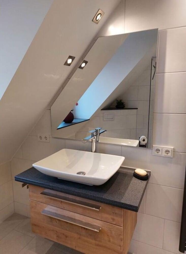 Sunshine Comfortable Holiday Residence