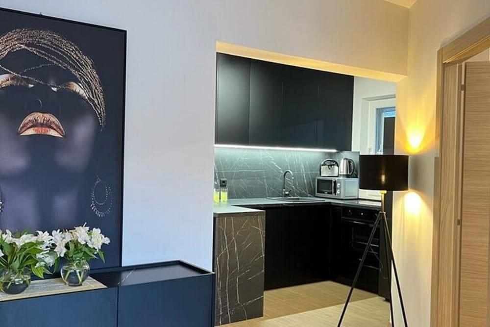 Apartments Jelena - One Bedroom Apartment With Balcony and Sea View