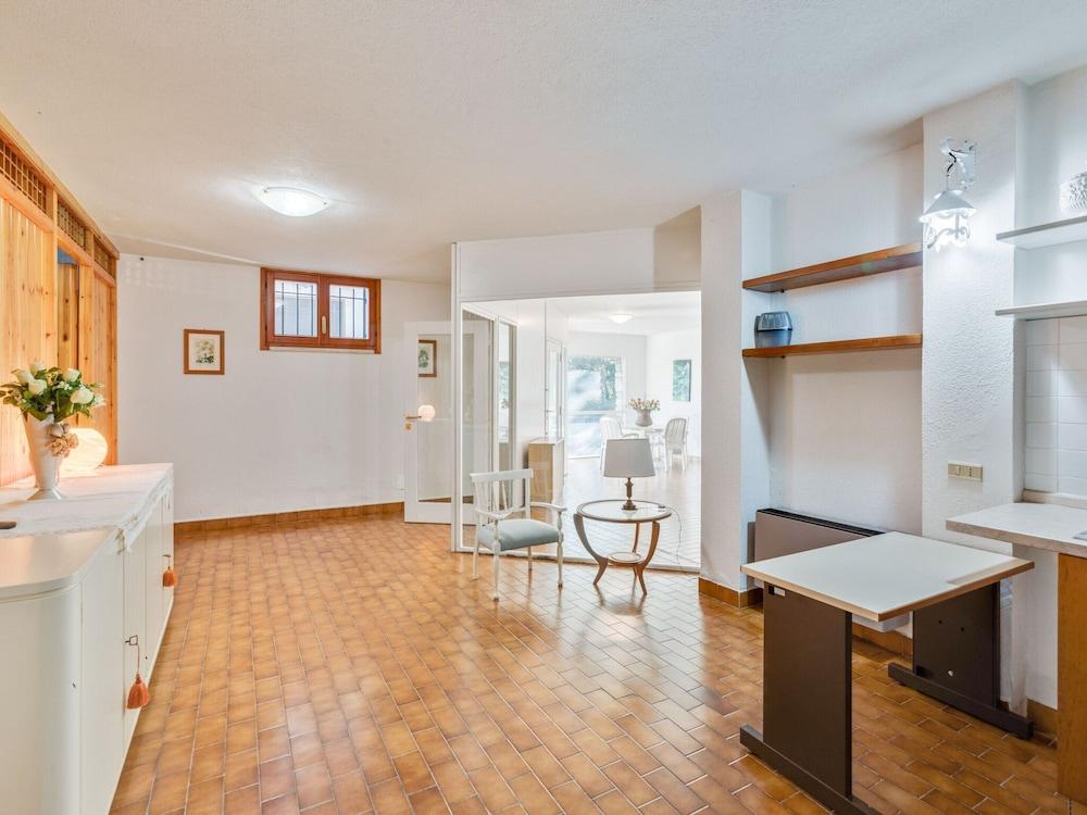 Villa in Torri del Benaco With Private Pool