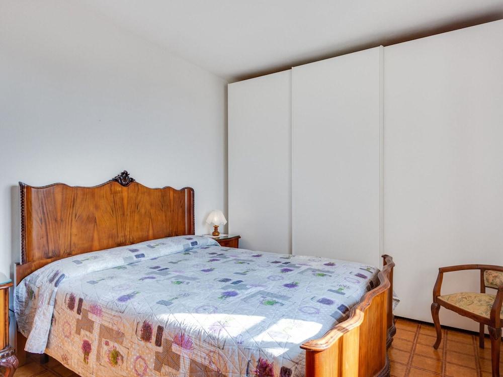 Modern Holiday Home in Marciaga With Garden