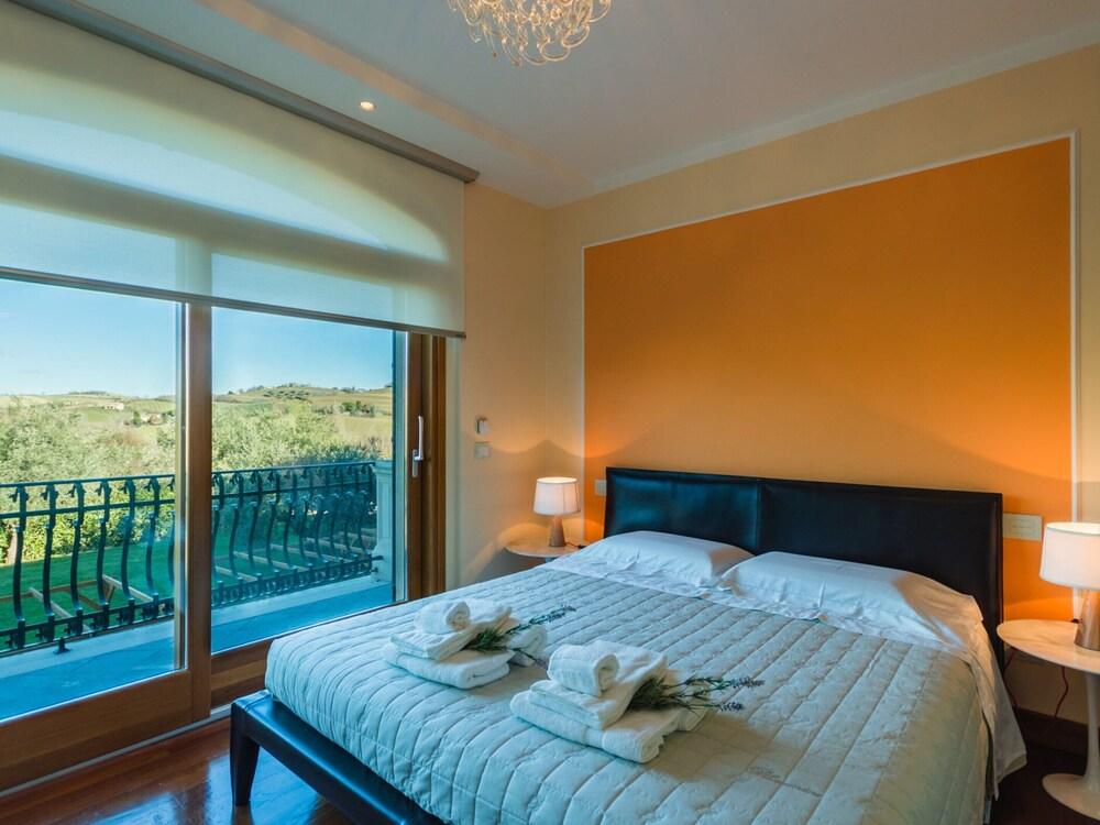 Belvilla by OYO Villa Sandra