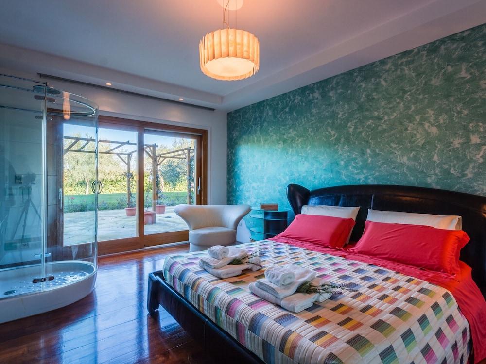 Belvilla by OYO Villa Sandra