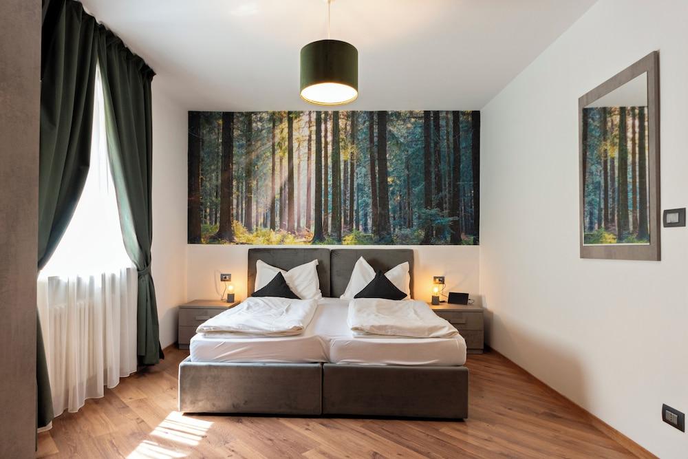 Kyrr Smart Mountain Retreat