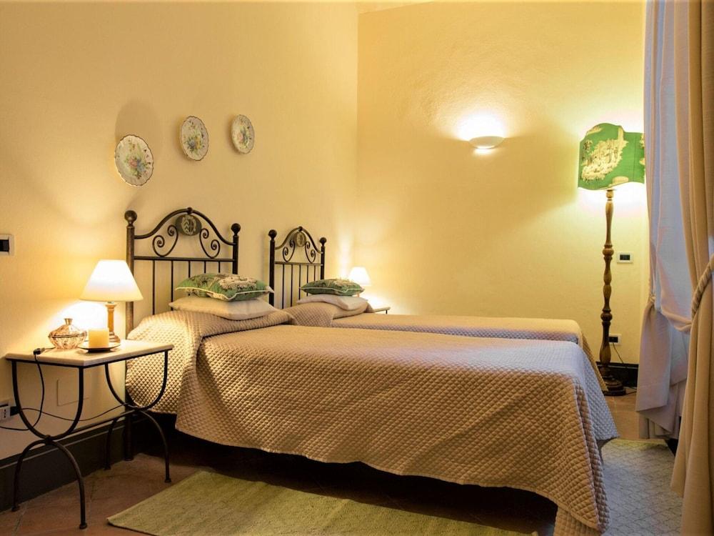 Peccioli Villa Retreat