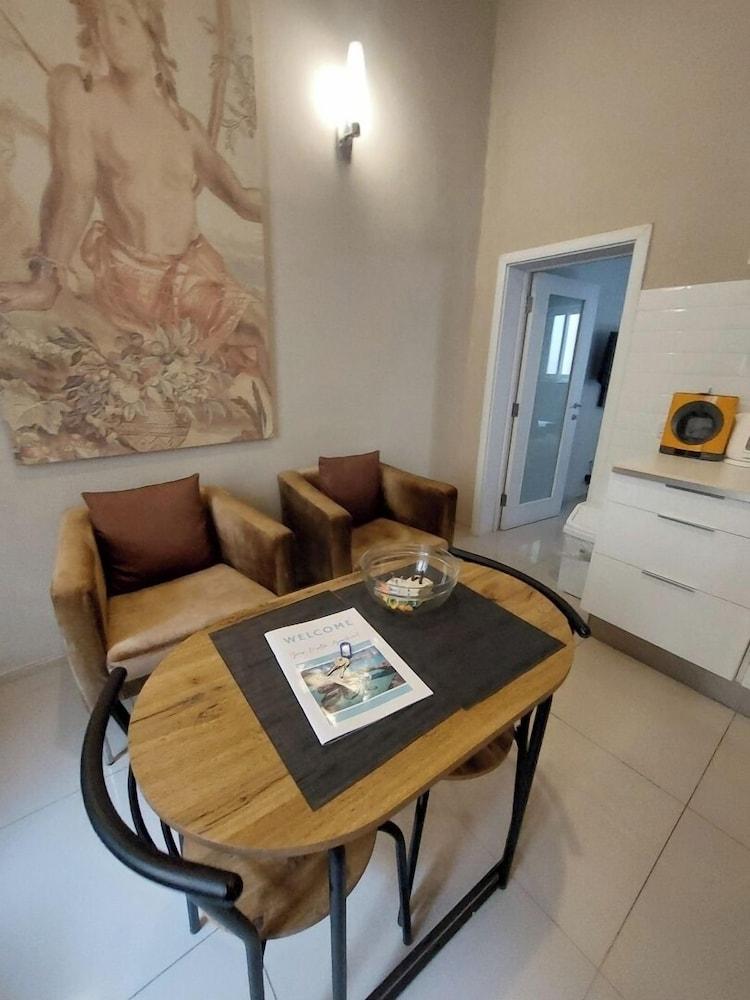 Cozy 1BR Apartment - Center of Valletta