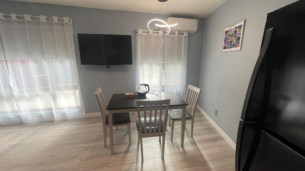 Quintessence ApartHotel