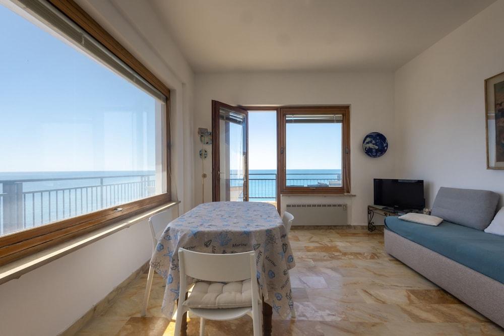 Sky Sea Apartment in Ospedaletti