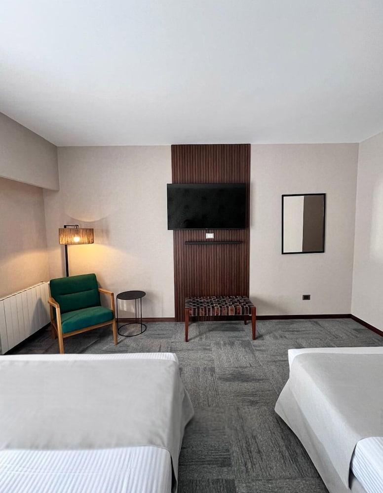 Cerro Calafate Hotel