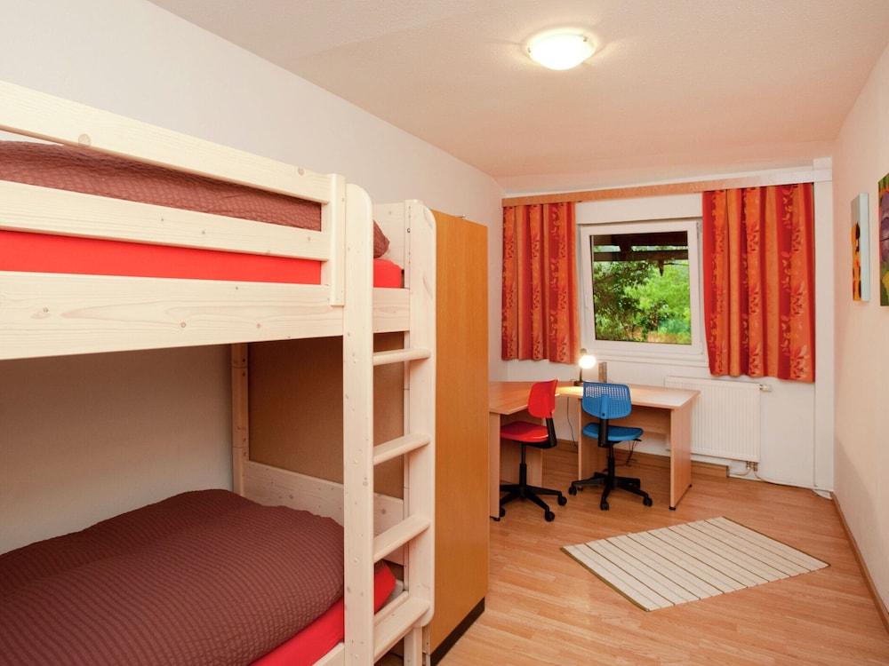 Flat in Mittersill Near Ski Slopes