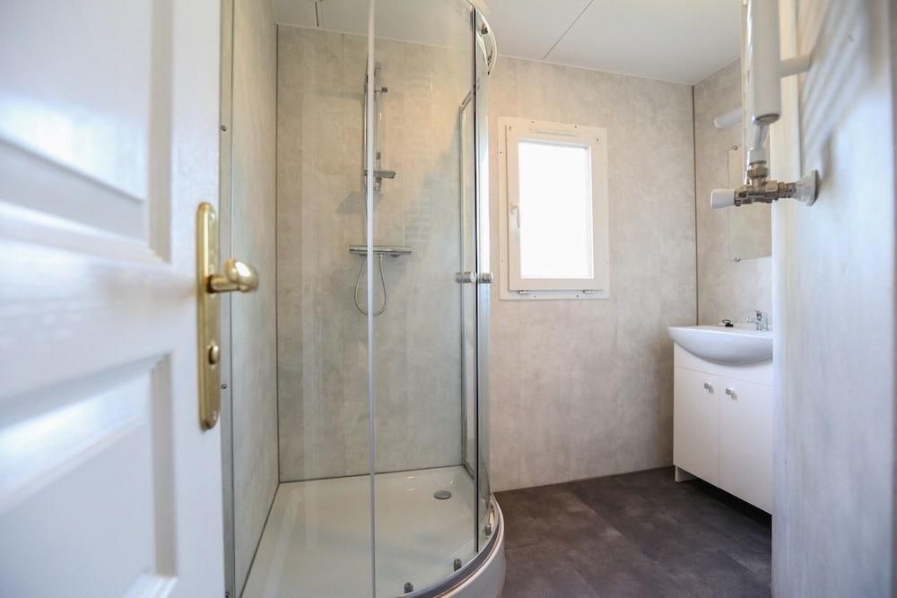 Chalet in Gelderland With Hot Tub