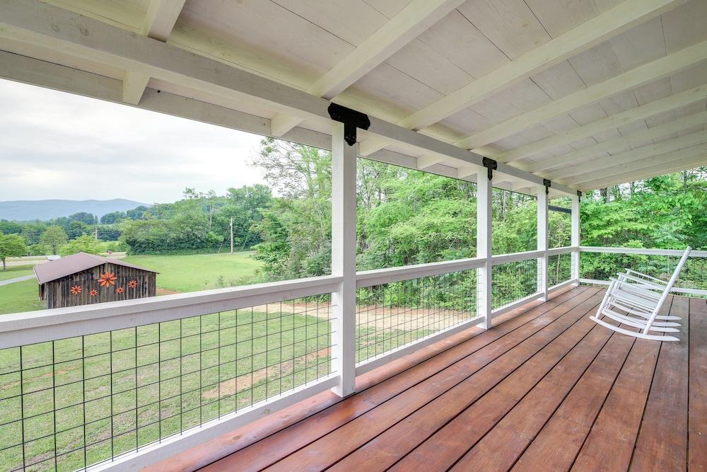 Newport Retreat: 12 Mi to Great Smoky Mountains!