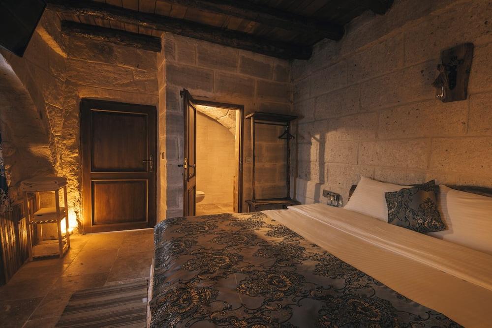 Lubberona Cave Cappadocia