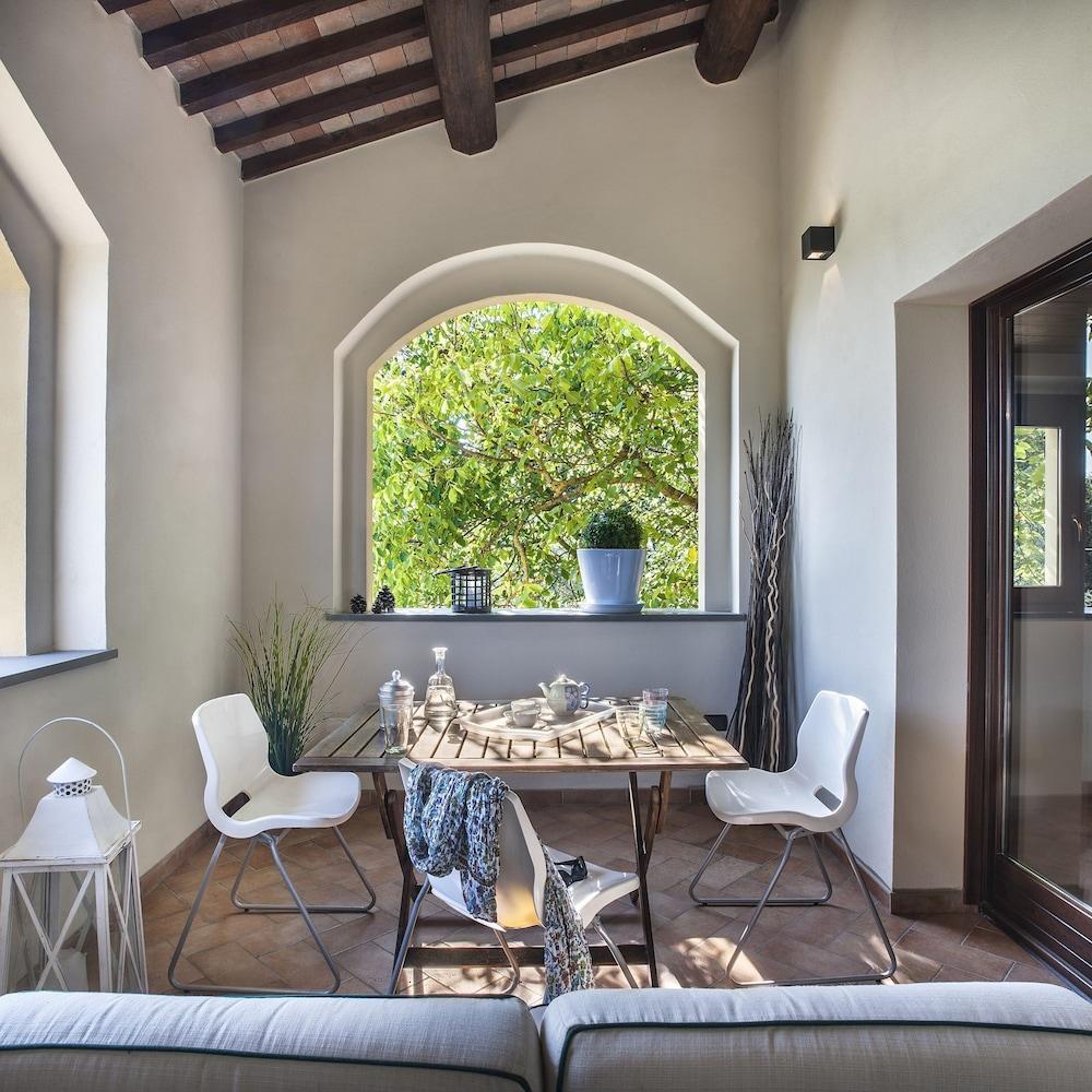 Casale Degli Ulivi 10 2 Emma Villas