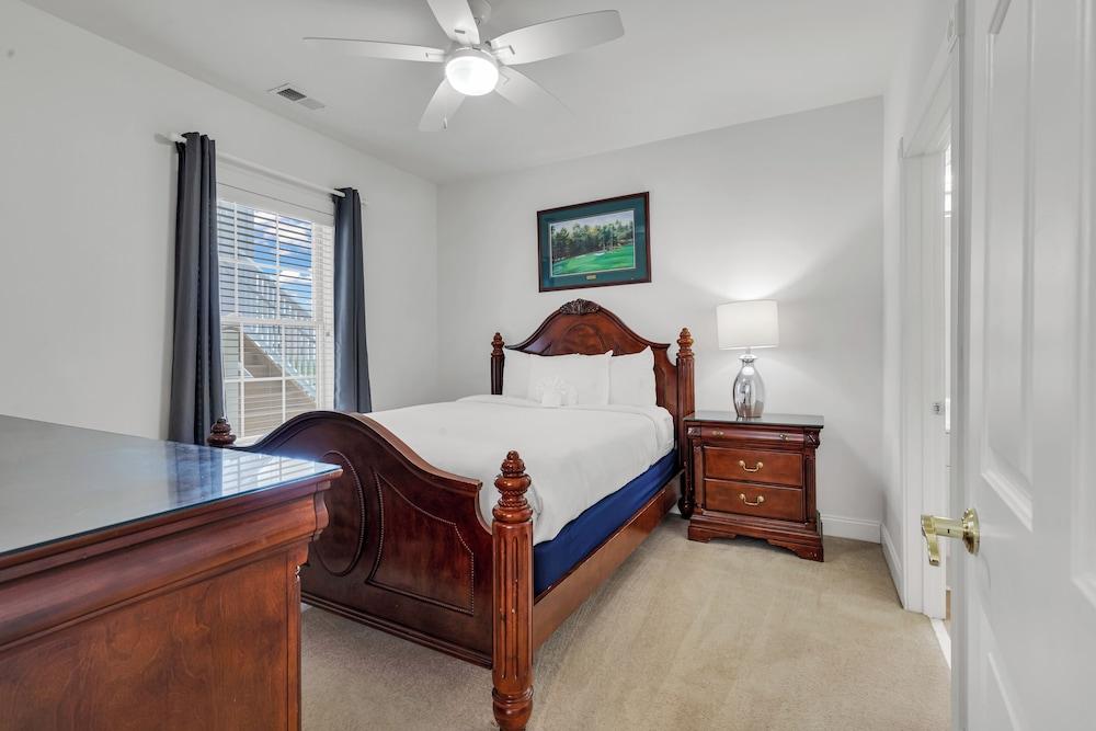 Elegant 3BR Condo at Magnolia Pointe