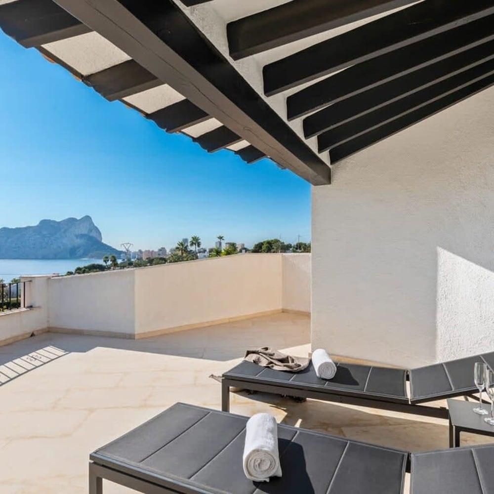 Relax in Luxury at This Stunning Seaside Villa