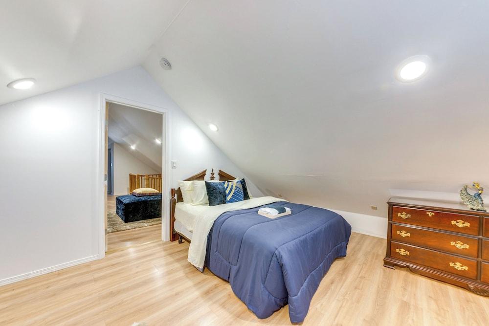 Spacious St Louis Retreat: 8 Mi to Downtown!