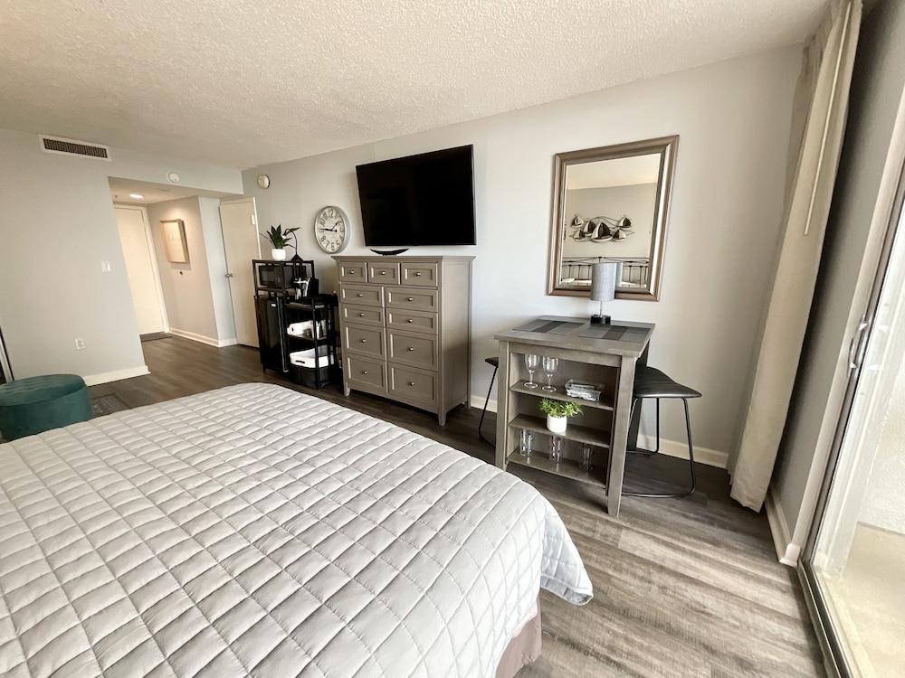 Stylish, Ocean View Studio With Full Access To Resort Amenities! Condo