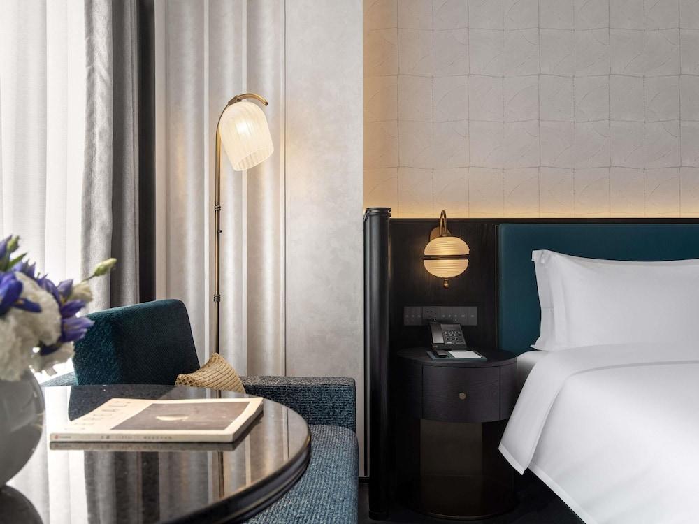 Sofitel Shanghai North Bund