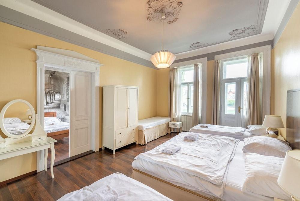 Janáčkovo nábřeží - Riverside Residence