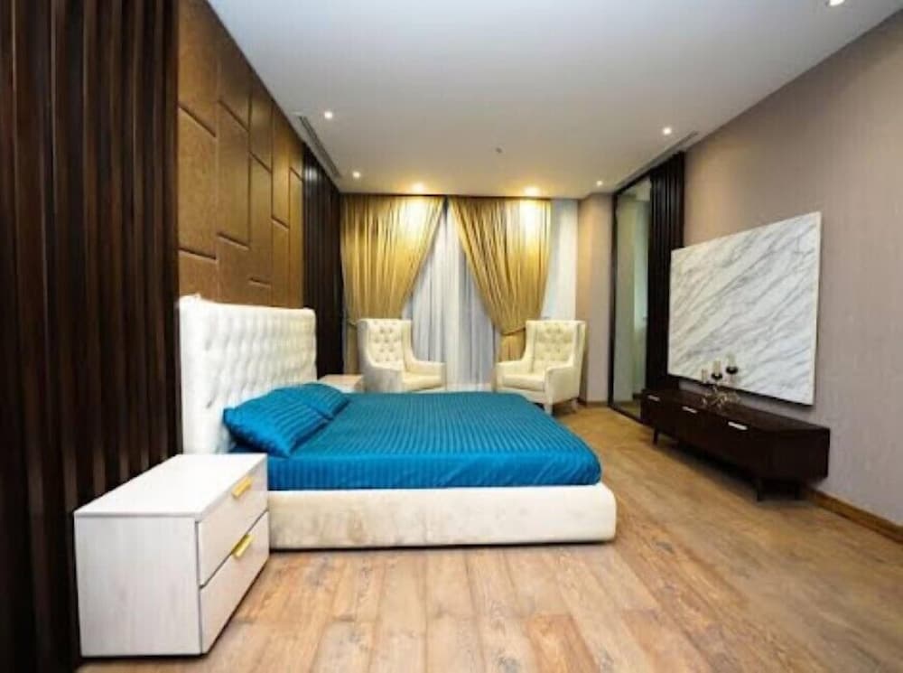 Fortville Hotel - Lahore