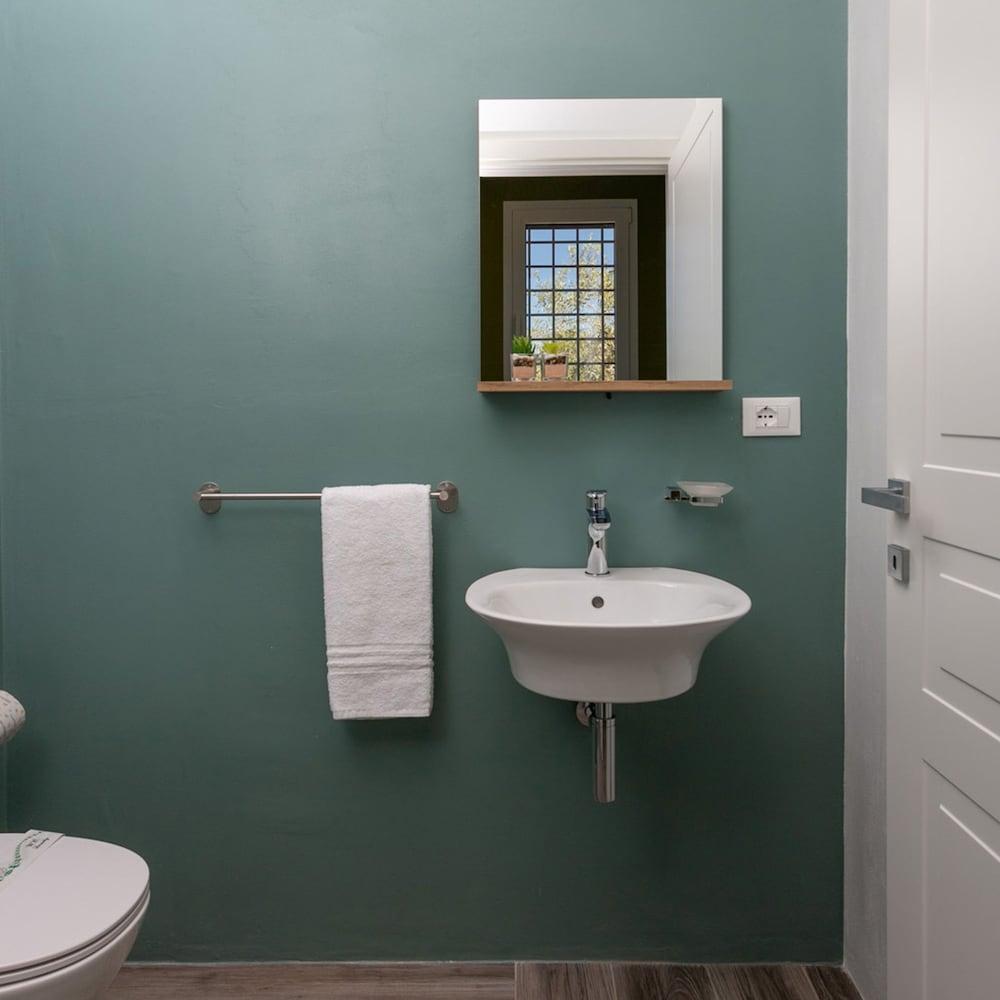 Dimora Degli Ulivi 10 Emma Villas