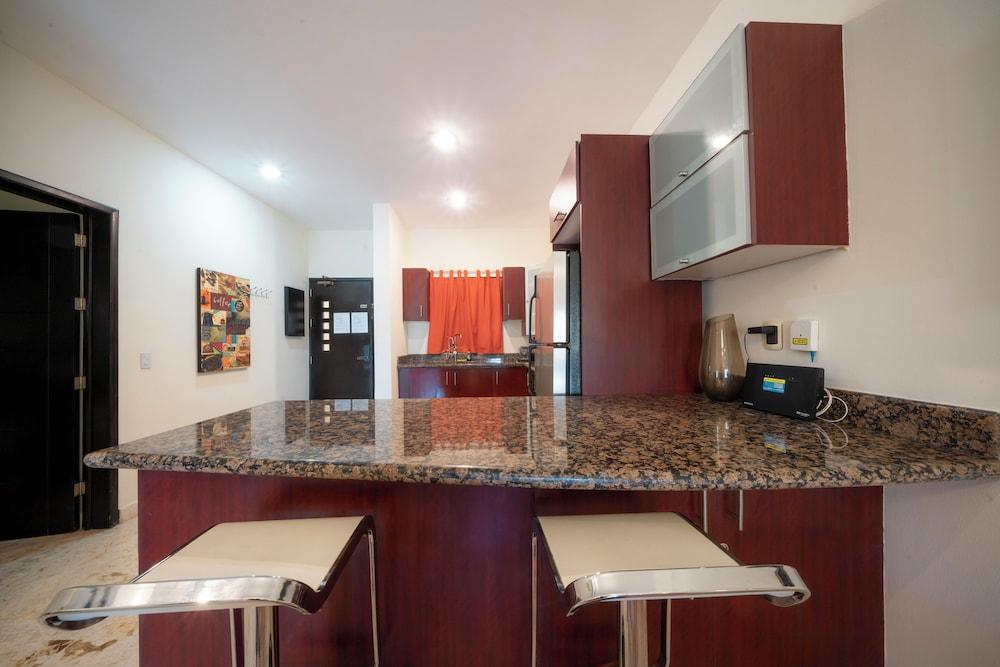 Surf 301 - Luxury Oceanview Beachfront