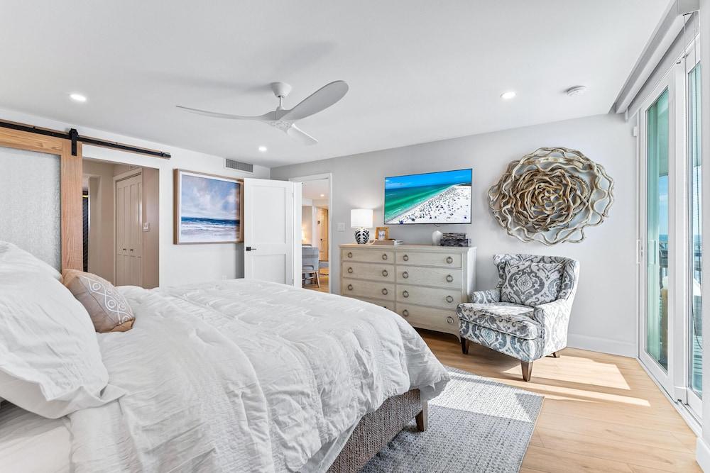 Crystal Sands by Beachside Management