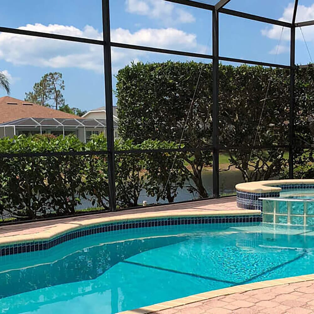 Altaira - top Location Lake View Pool Spa 4 Bed