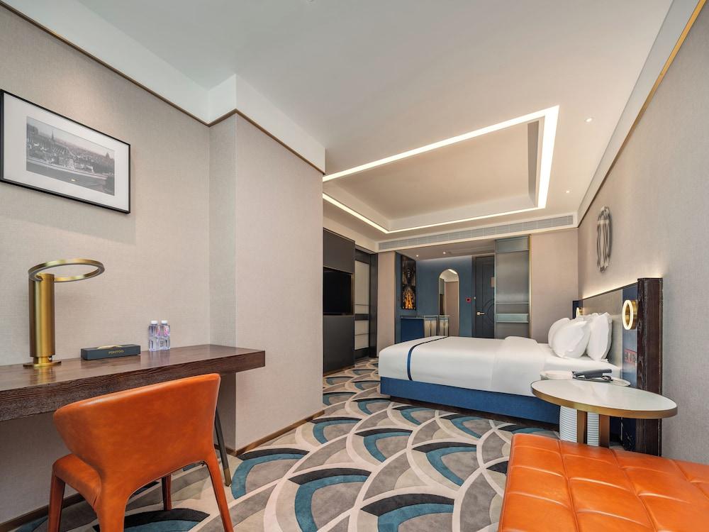 Xi'an Zhonglou Fengdu Hotel (Yongxingfang Changlemen Subway Station Branch)