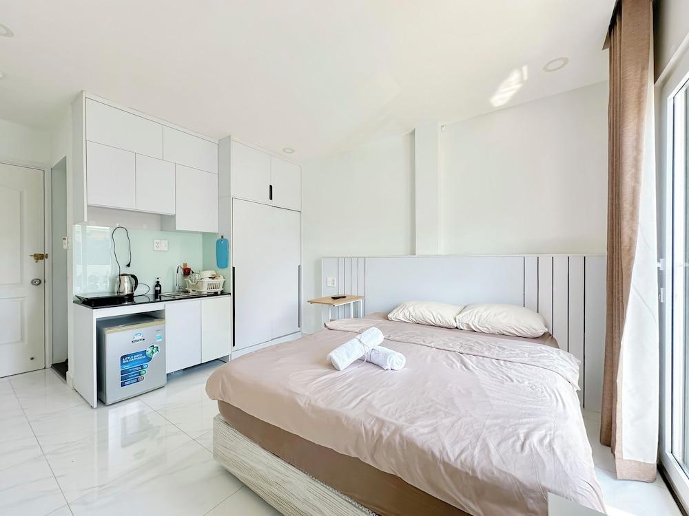 Siris Niko Residence - Self checkin