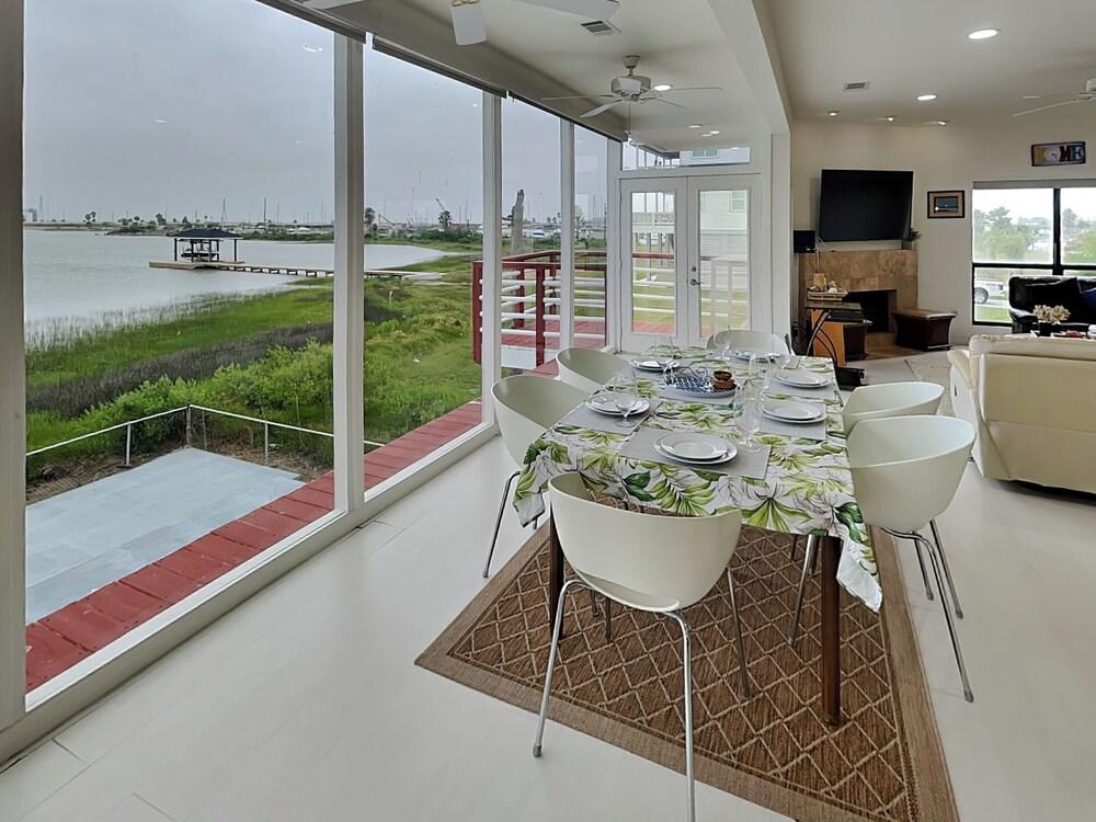 Dock of the Bay by Ryson Vacation Rentals