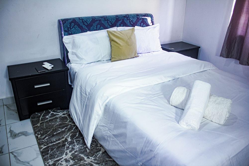 Exclusive Villa in Hideout East Legon