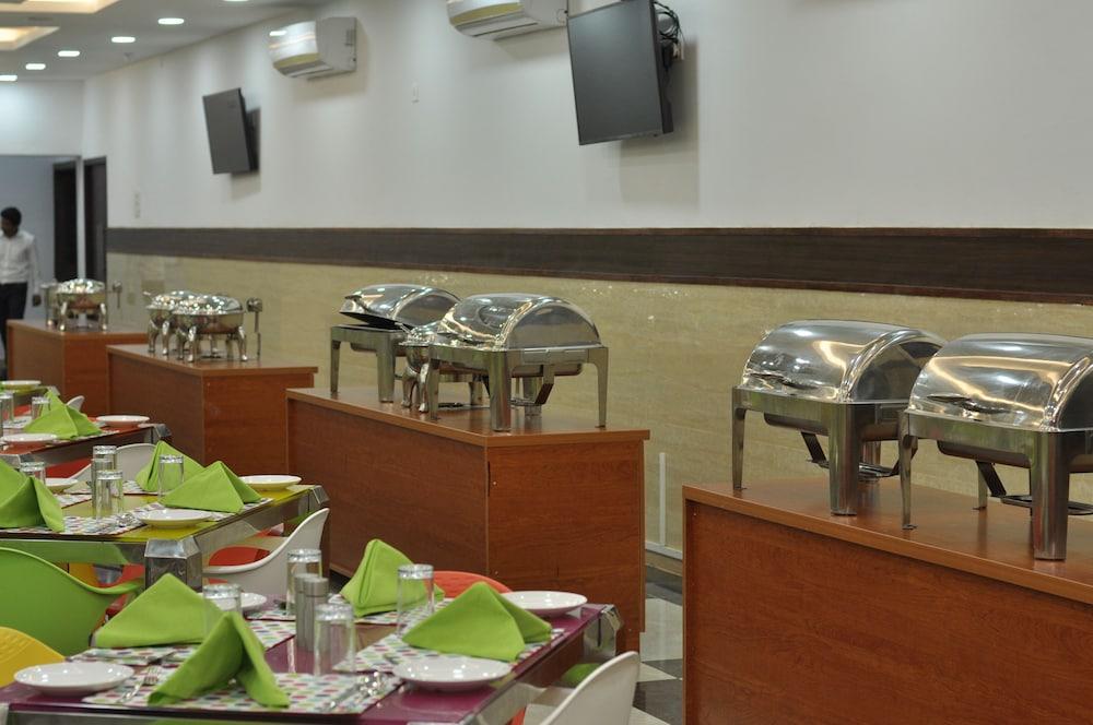 Green Royale Resorts