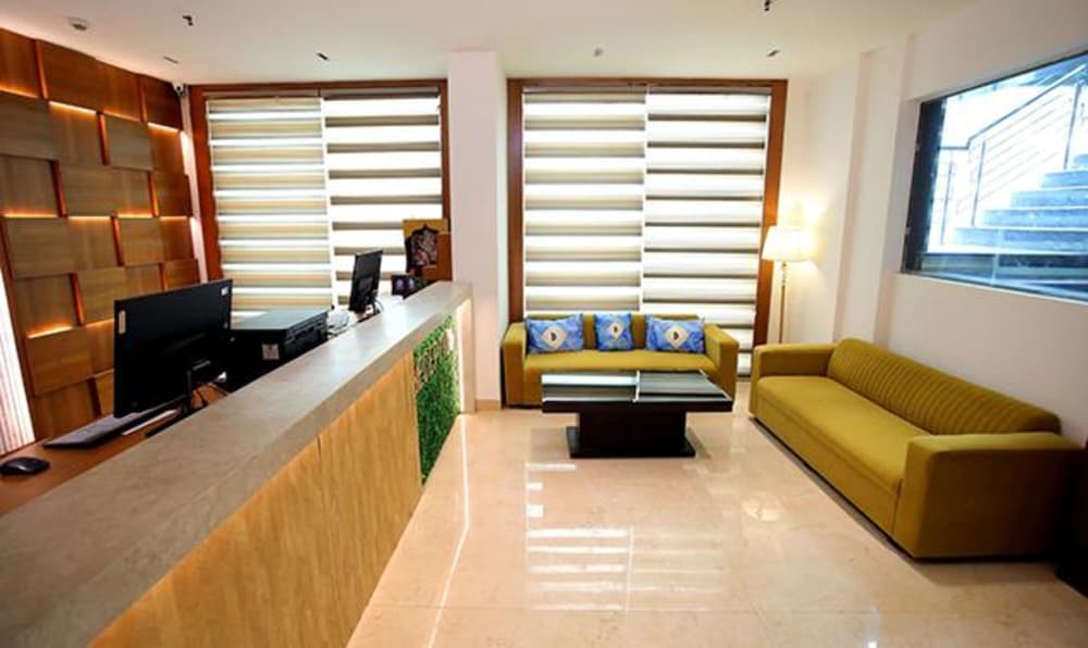 FabHotel Prime Bellmont