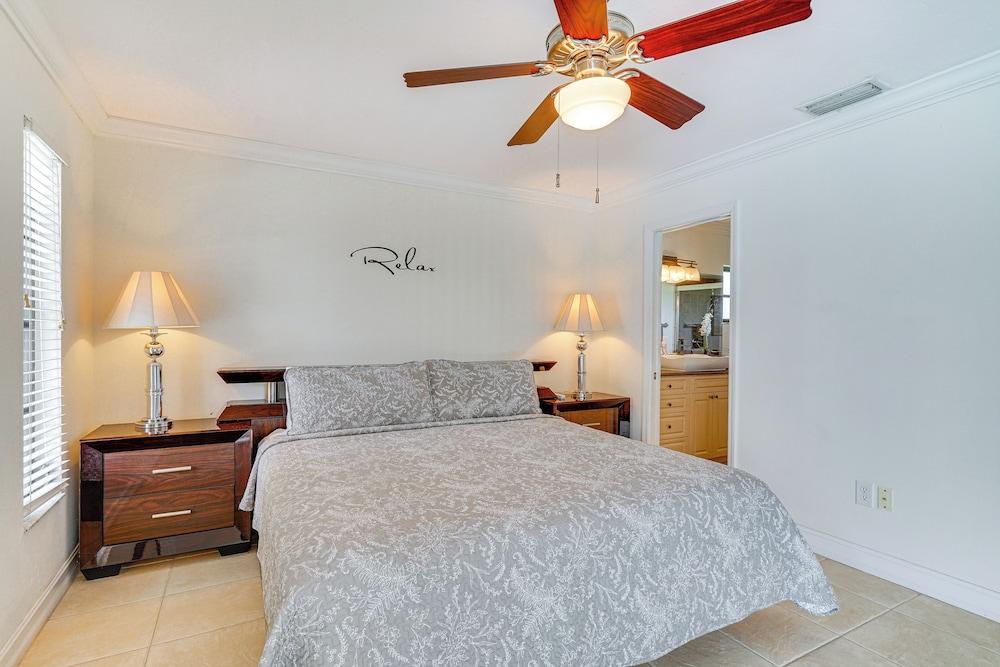 Pet-friendly Cape Coral Home w/ Lanai + Water View