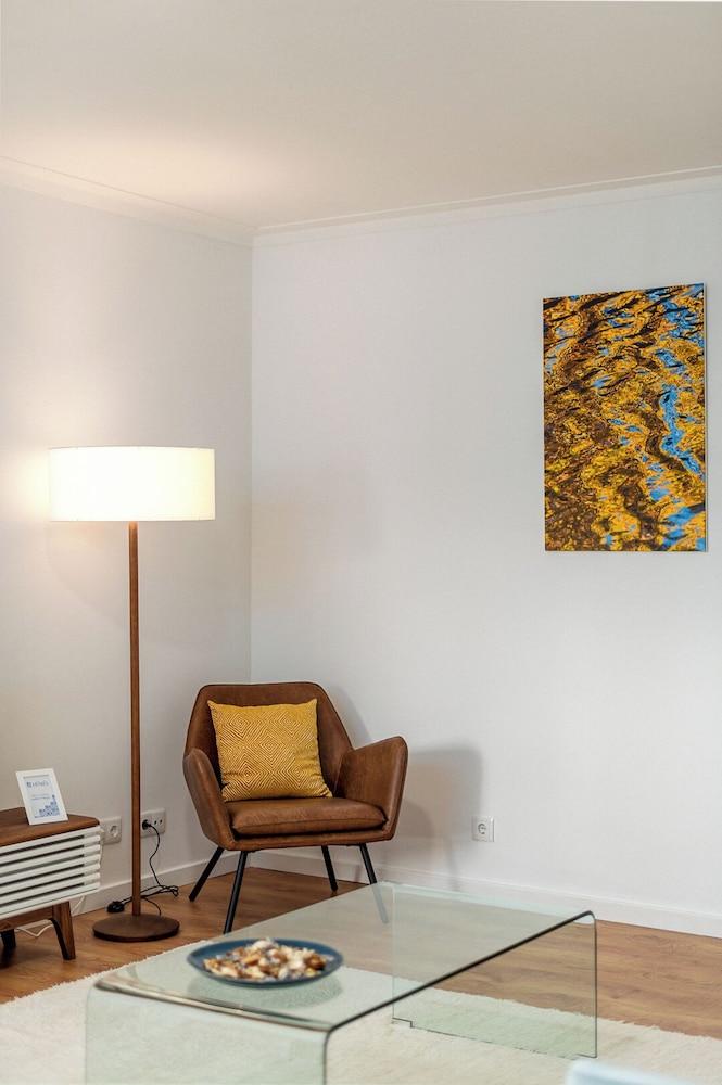 Gaia23 · Lovely 2-bed w/ Parking Amazing View